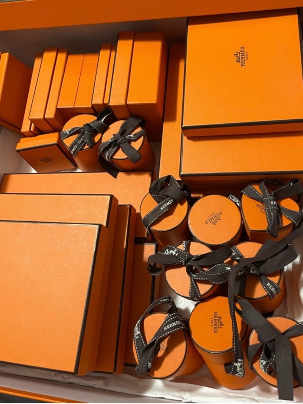 All kinds of Hermes’ boxes